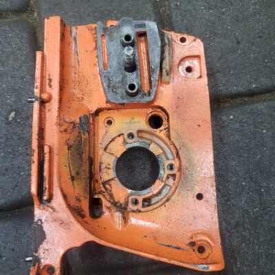 Husqvarna 444SE Variklio blokas, sankabos pusė