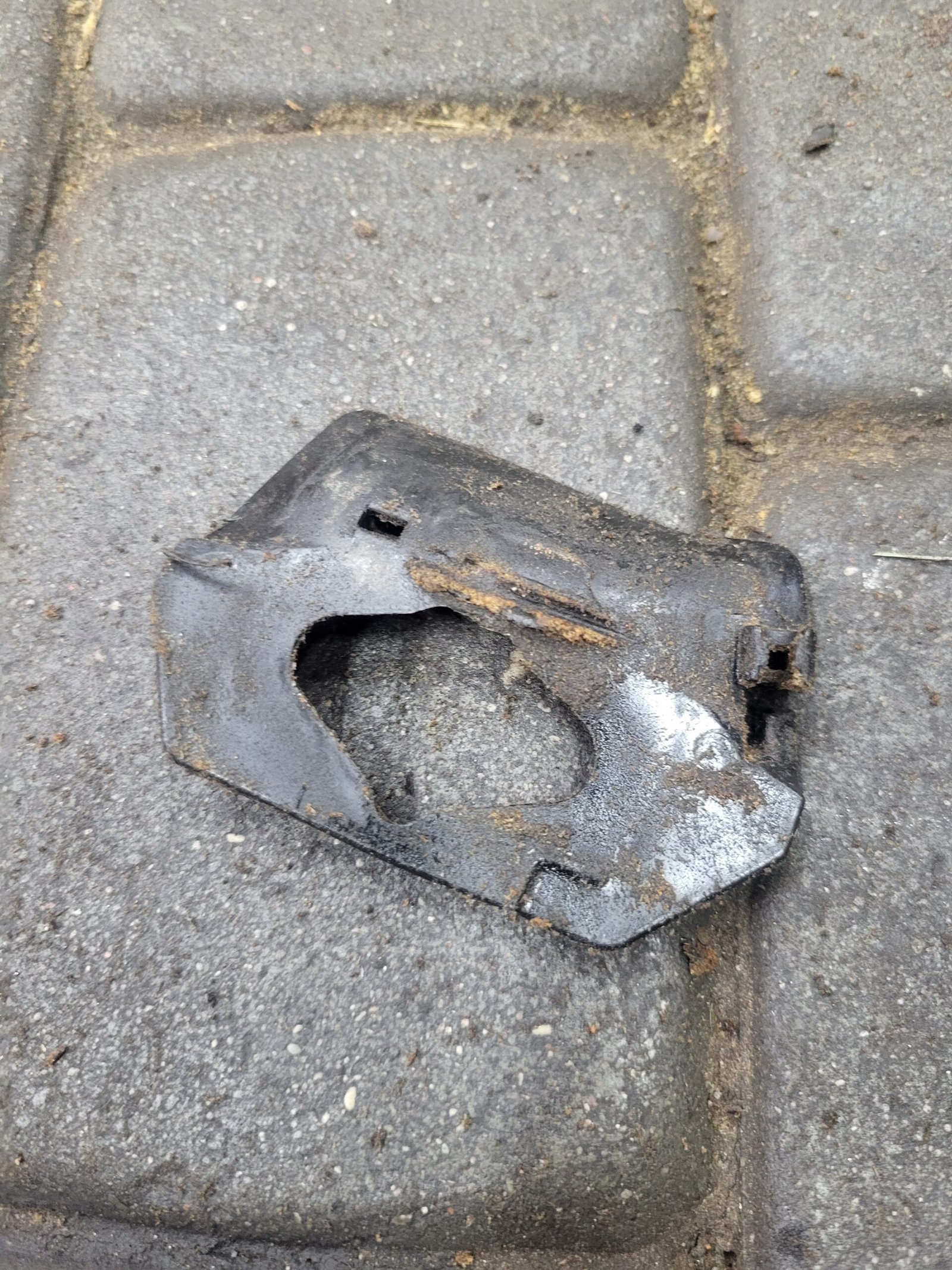 Husqvarna 444SE Izoliacinė pertvara